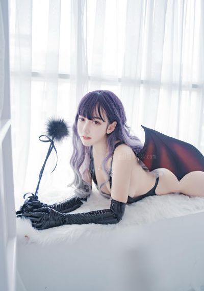 办公室经理强奸员工_在线观看免费版