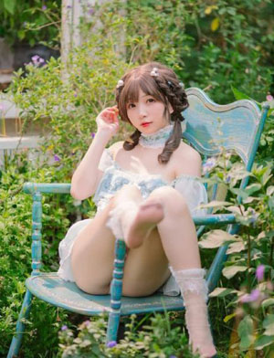 美女裸体爆乳浴室洗澡视频_粤语中字在线观看