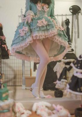 漂亮人妻被黑人久久精品_蓝光手机免费观看完整