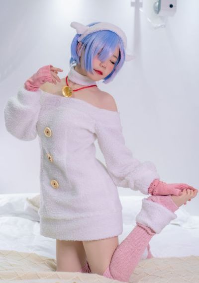 三男玩一女免费a级_BD韩语在线视频播放