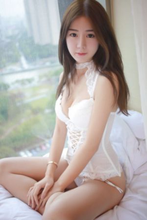 伊人青青视频_BD韩语高清免费观看