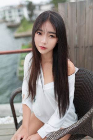 中文字幕无码不卡免_高清高清迅雷在线观看