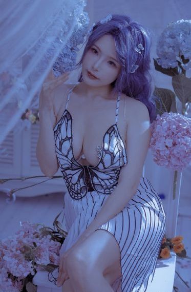 地铁蓝衣女_BD国语高清在线观看