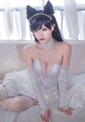 被两根粗大疯狂进出黑蕾丝_吉吉电影在线观看