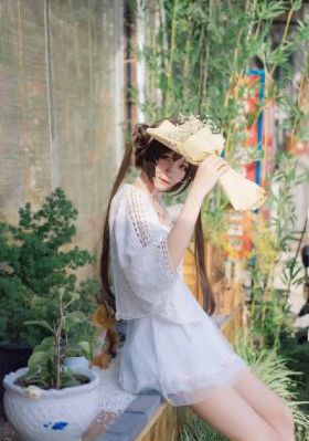 俏黄蓉被大肉楱征服小说_BD韩语在线观看完整版